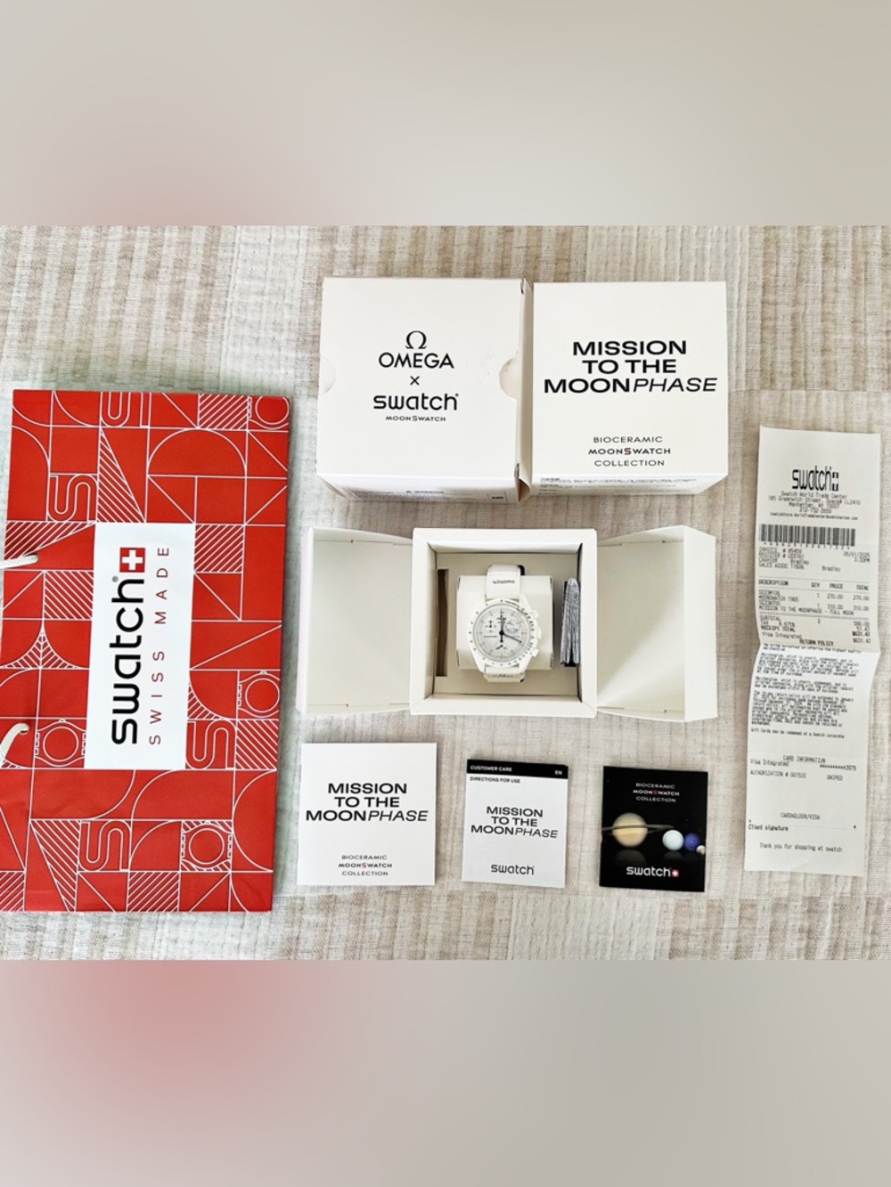 OMEGA x SWATCH. Mission to the Moonphase. Snoopy. Brand New w/ papers. Authentic